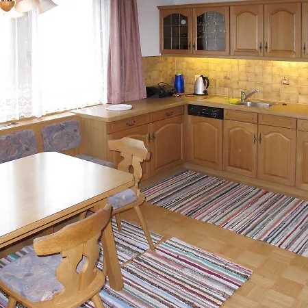 Apartment Haus Geisler 220w *